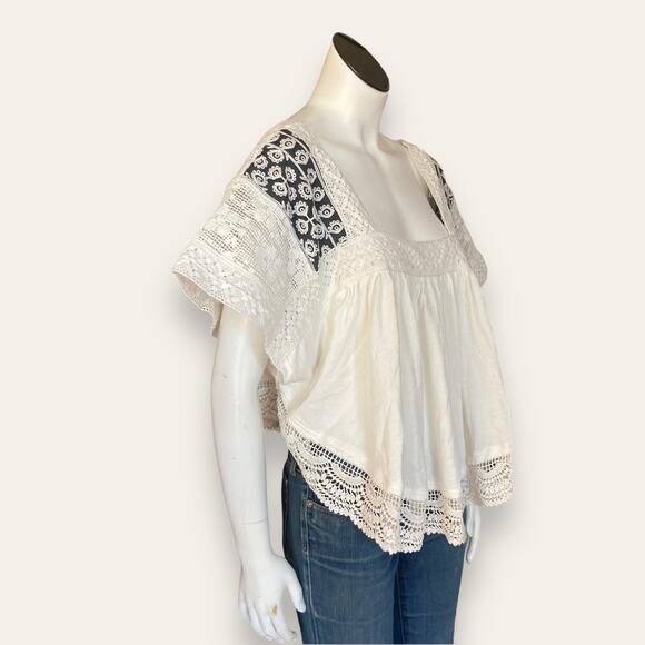 White Cotton and Lace Boho Blouse w/ Black Embroidery, Flowy relaxed fit NWT - Picture 1 of 6